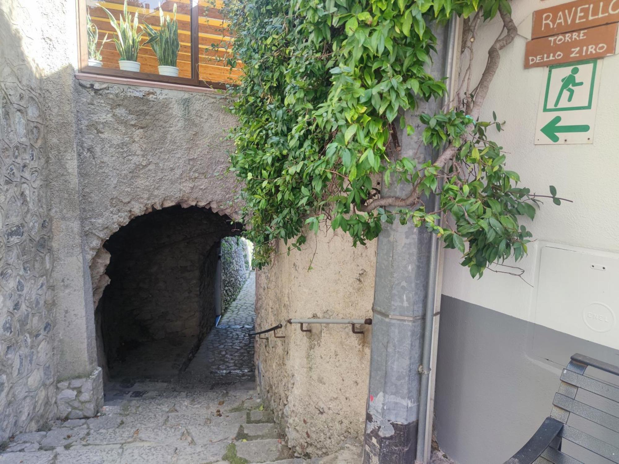 Terrazza Belvedere A Pontone - Amalfi Coast Номер фото